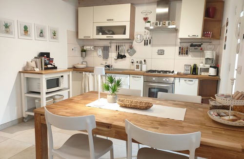 Roiano-Gretta-Barcola-Cologna-Scorcola Apartamento | Trieste (Barcola) - Apartamento en villa con jardín privado, a 300 metros del mar