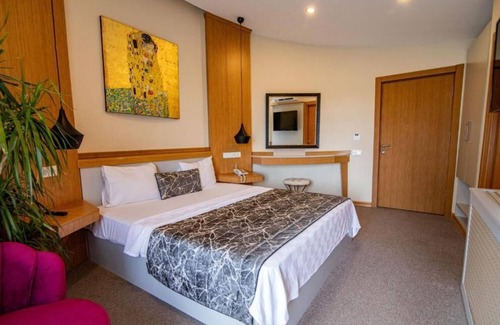 Arnavutkoy District Hotel | Trikos Boutique Hotel
