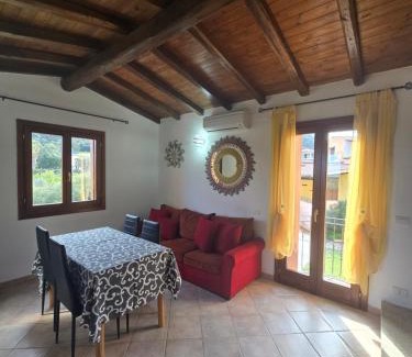 Tanaunella Casa | Trilocale Climatizzato L'OLEANDRO Tanaunella