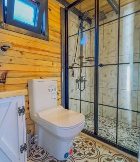 Ayvalik Hotel | Tringo Bungalov