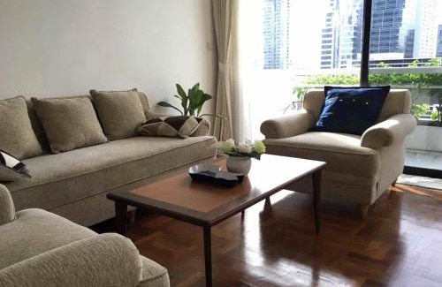 Silom Apartamento | Trinity City View 3BR Spacious Family Silom