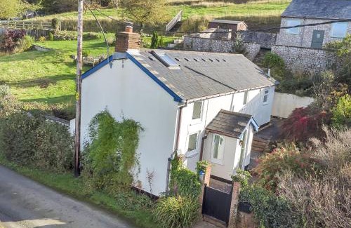 Trewern Casa | Trinity Cottage