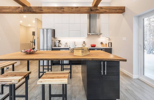 Chelsea Casa | Trinity LOT…built with a touch of nature inside and out