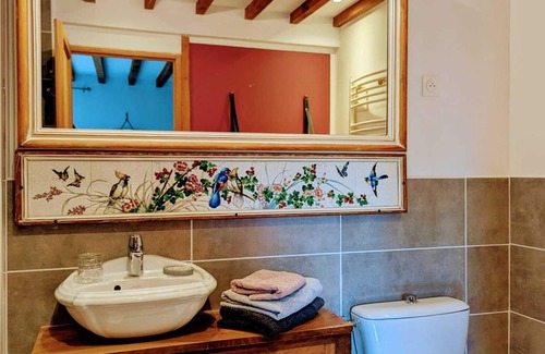 Viry Cama Y Desayuno | Trip'n Touille guest house with a view of the groves