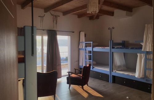 Himare Hostal | Trip'n'Hostel Seaside