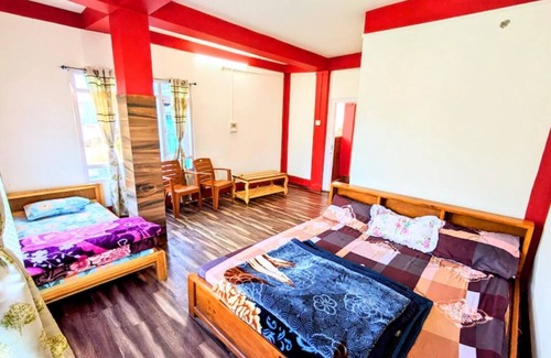 Bomdila Cama Y Desayuno | TRIPLE BED DELUXE ROOM