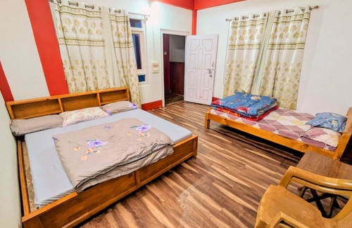 Bomdila Cama Y Desayuno | TRIPLE BED DELUXE ROOM