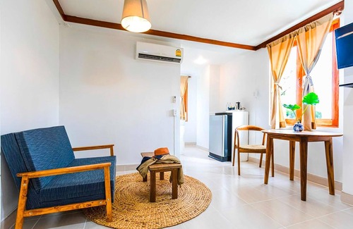 Bang Kho Laem Casa | Triple Comfort Suite | Family-Friendly Howard Stay