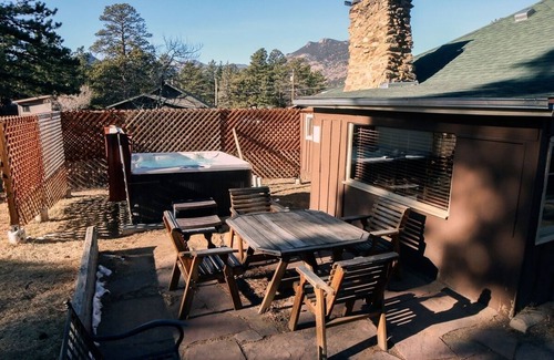 Estes Park Cabina | Triple R Cottages: 1 3 Bedroom Cabin