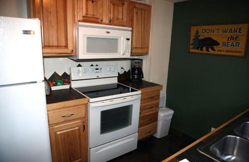 Estes Park Casa | Triple R Cottages- 1 cabin