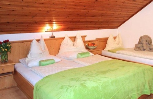 Tiefgraben Apartamento | Habitación triple 24 - Granja orgánica Kasleitner (3 flores)