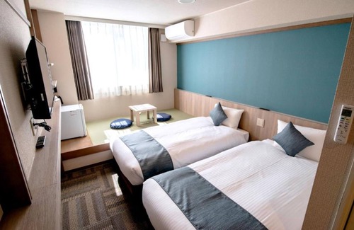Matsuyama Hotel | Triple room JapaneseWestern style room 20 sq / Naha Okinawa