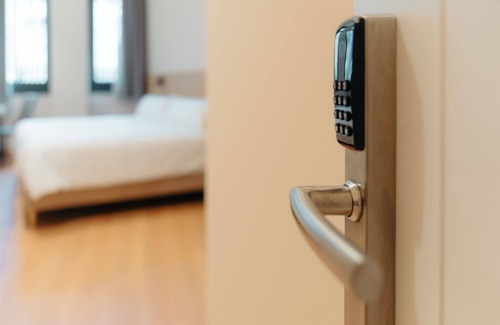 Maceira Apartamento | Habitación triple en exclusiva pensión en Negreira