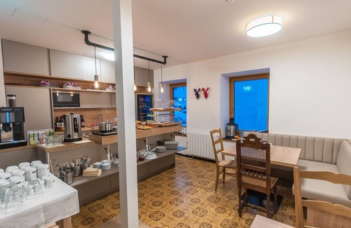 Zell am See Cabaña | Triple room, shower, WC, non-smoking - Pension Max