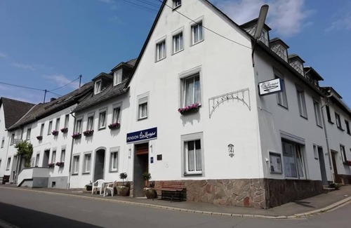 Manderscheid Cabaña | Habitación Triple con ducha / WC (3 personas) - Pension am Lieserpfad