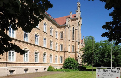 Rastatt Apartamento | Triple room with shared bathroom