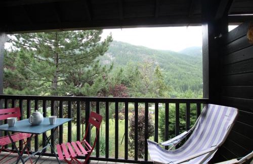 Saint-Chaffrey Apartamento | Triplex 6 Pers avec Balcon, Secteur Calme à Saint-Chaffrey, Proche Navette Skieur - FR-1-330E-106