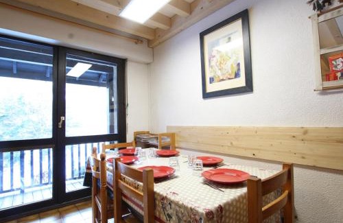 Saint-Chaffrey Apartamento | Triplex 6 Pers avec Balcon, Secteur Calme à Saint-Chaffrey, Proche Navette Skieur - FR-1-330E-106