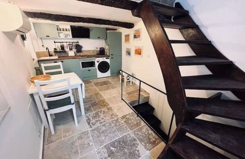 Saint-Paul-de-Vence Casa | Triplex de Saint-paul Free Public Parking