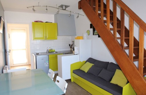 Trevou-Treguignec Apartamento | Triplex for 5 people with sea view terrace 100 m from Trestel beach