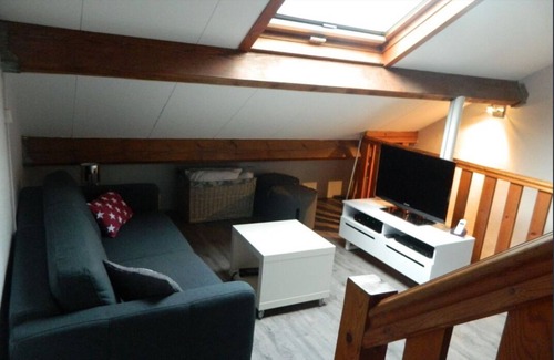 Ax-les-Thermes Apartamento | Triplex Tipo Loft, totalmente reformado, ascensor, 6 personas, 2 baños, Ideal para familias
