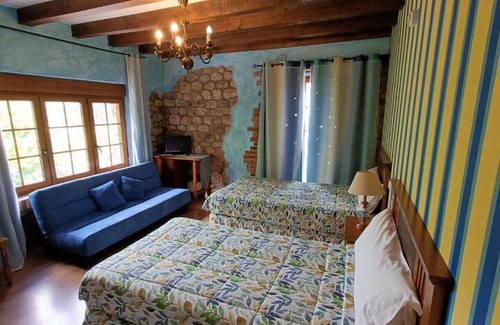 Los Corrales de Buelna Hotel | Trisileja Posada El Manjon