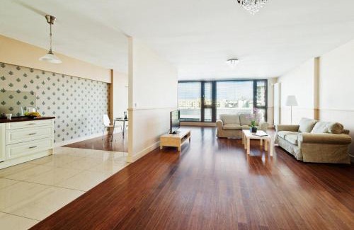 Ochota Apartamento | Triton Park Apartments