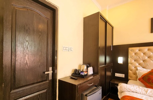 Bhagsu Nag Hotel | Triund Heights By Pulse Hotels