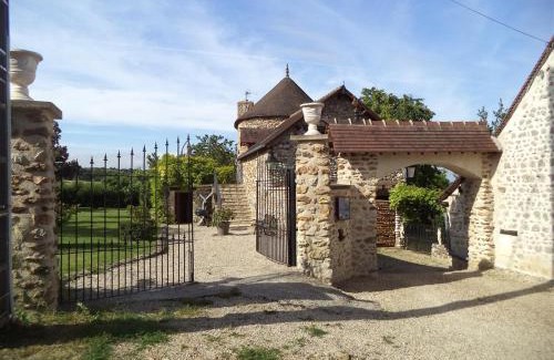 Saint-Etienne-sous-Bailleul Casa | Trois logements indépendant au Grande Vigne