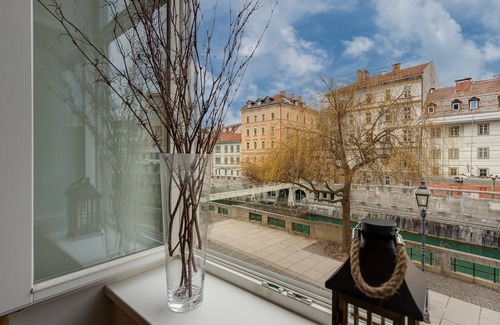 Ljubljana Old Town Apartamento | Tromostovje III In Heart Of Ljubljana, Ljubljana, Slovenia