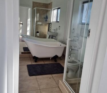 Durban North Casa | Troon Harmony - Room 2