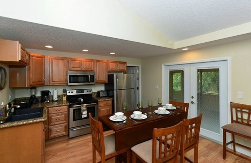 Sarasota Casa | TROPICAL DE 2 DORMITORIOS "TREE HOUSE" UNIT "A" EN EQUIN RANCH