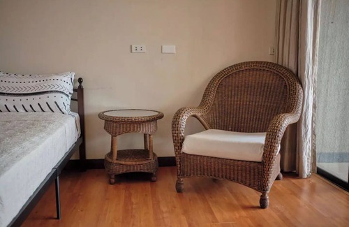 Bagong Lipunan Ng Crame Casa | Tropical 3-bedroom House With Pool
