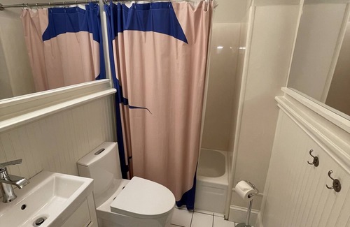 Bayou St. John Apartamento | Tropical Citrus Grove Monthly Suite Bayou St. John/City Park near French Quarter