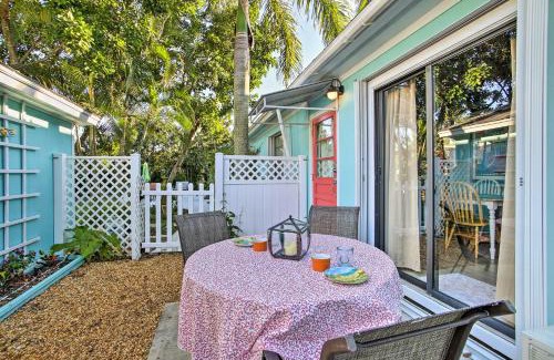 Hobe Sound Casa | Tropical Cottage Less Than 2 Mi to Hobe Sound Beach!