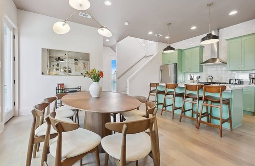 Bayou St. John Casa | Tropical Escape w/Heated Pool+PKG near JazzFest,FQ