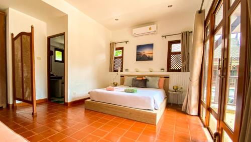 Rawai Villa | Tropical garden