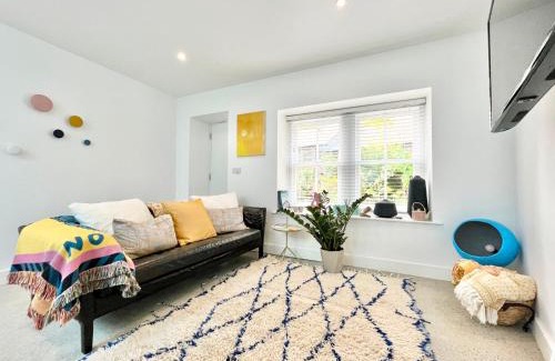 Newlyn Casa | Tropical Gardens 1 bed cottage Central Newlyn
