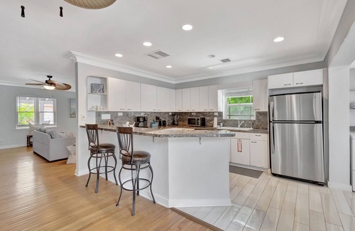 Tarpon River Casa | Tropical Getaway- Downtown/Las Olas with a POOL!