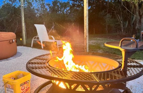 Punta Gorda Otro | Tropical glamping with hot tub