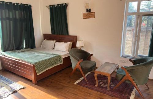 Nishat-Shalimar Casa | Tropical Green
