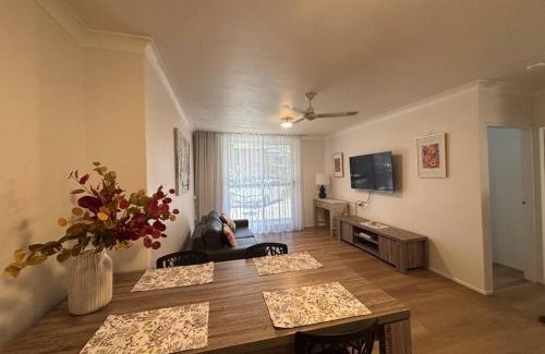 Cairns North Apartamento | Tropical Ground-Floor Retreat Cairns