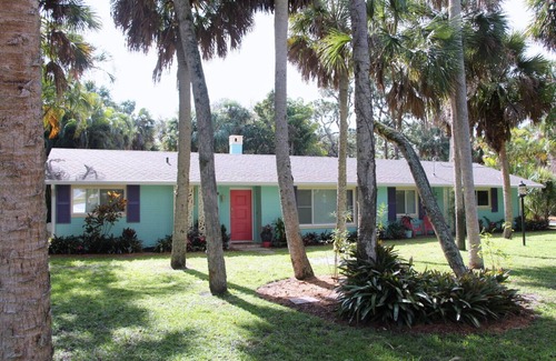 Hobe Sound Casa | Casa tropical con piscina climatizada cerca de las playas