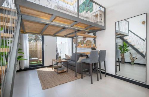 Jumeirah Village Apartamento | Tropical Loft with working station in JVC