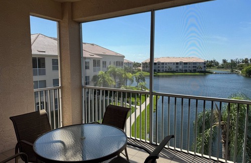 Tropical Cove Condominio | Tropical Oasis at Lexington CC Lake Village