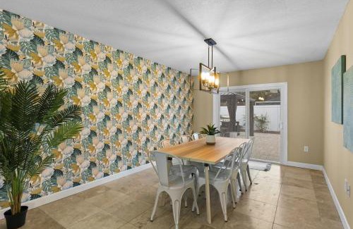 Pinellas Park Casa | Tropical Oasis FL Pinellas Park