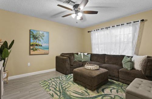Pinellas Park Casa | Tropical Oasis FL Pinellas Park