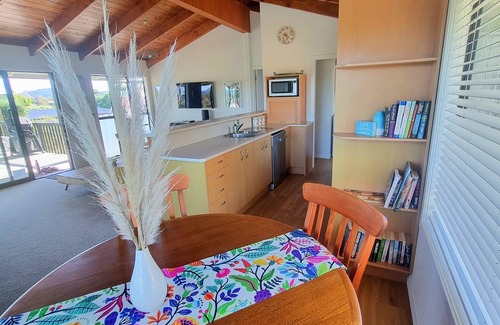 Mangawhai Heads Casa | Tropical Oasis in Golden Circle