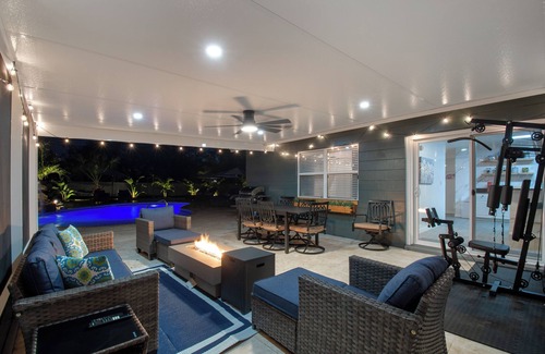 Terrace Park Casa | Tropical Oasis in the Heart of Tampa - Perfect for Families or Couples