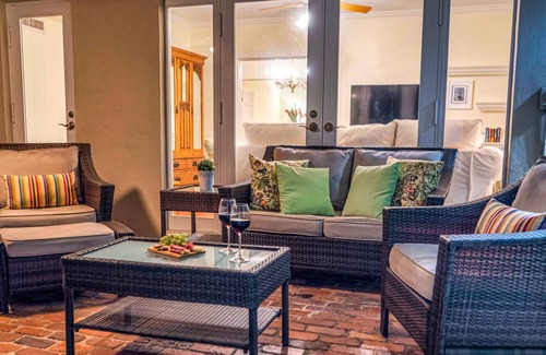 Harbor Beach Casa | Tropical Oasis | Beach Proximity | Heated Pool | Quiet Neighborhood | Lake Key | H0MES